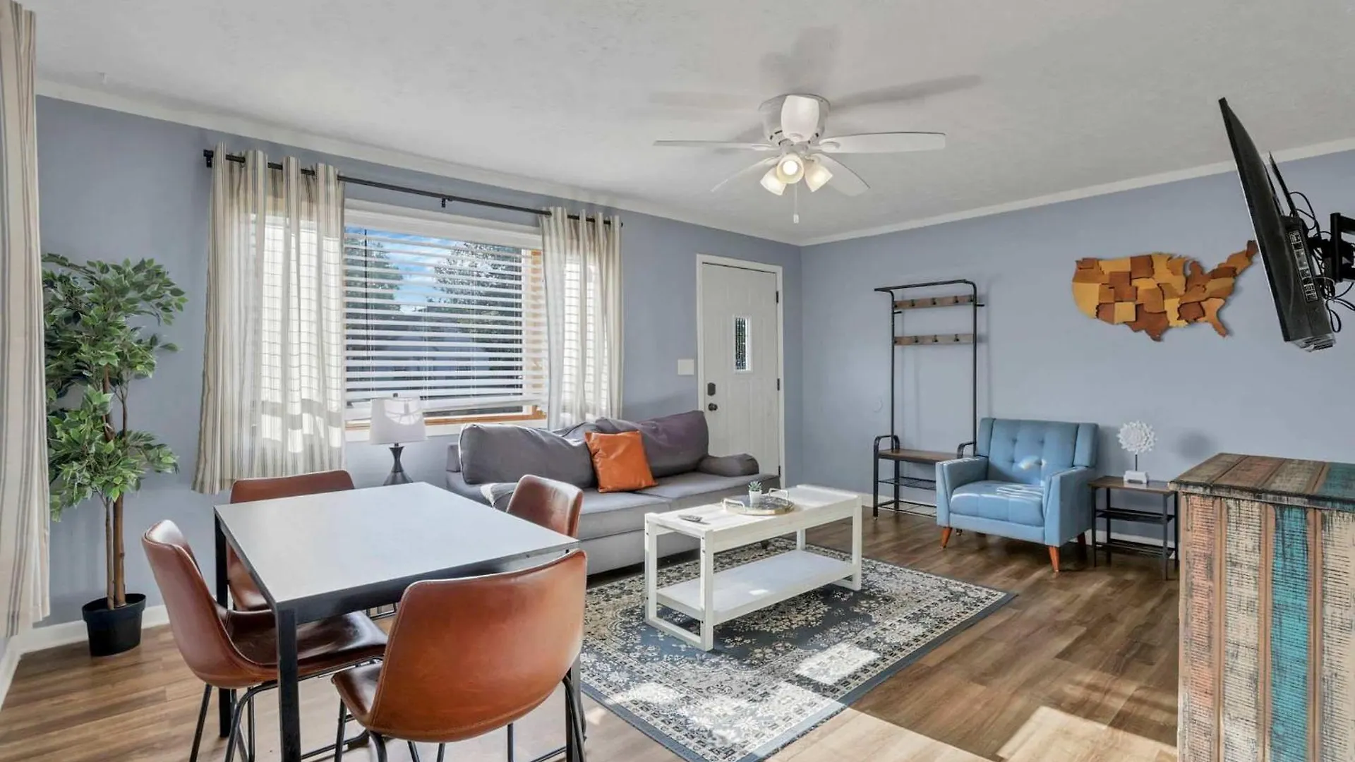 Vila Housepitality - The Sunset House Columbus